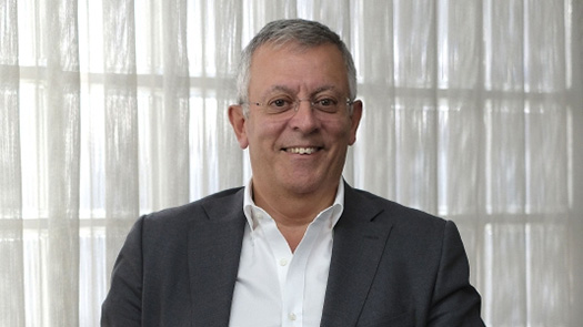 Dr. Fernando Barata